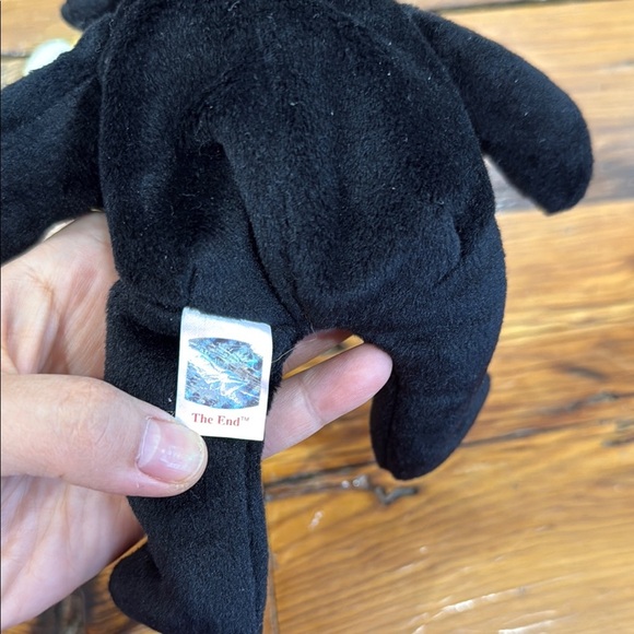 1999 The End TY Black Bear with gold bow Beanie Baby - Picture 5 of 7